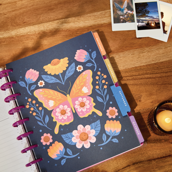 Mystic Blooms - Classic Horizontal 18 Month Dated Planner