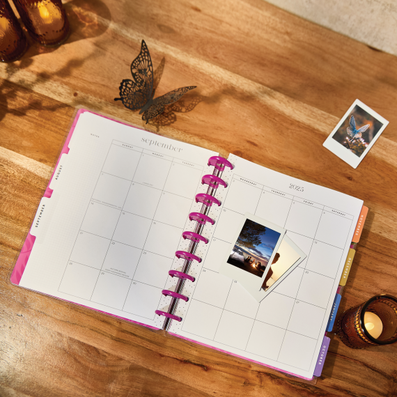 Mystic Blooms - Classic Horizontal 18 Month Dated Planner