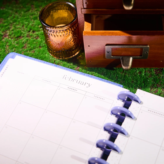 Florescent Embroidery - Classic Vertical Dated Planner