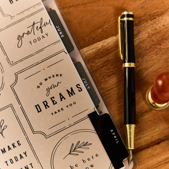 Heritage Charm - Classic Horizontal Dated Planner