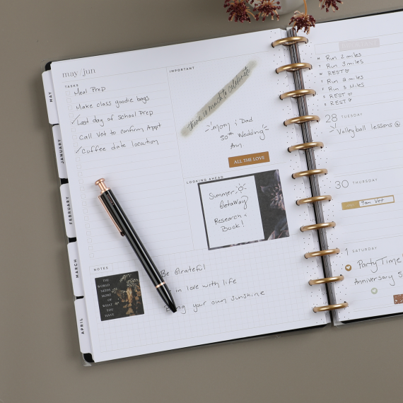 Moody Florals Big 18 Month Planner