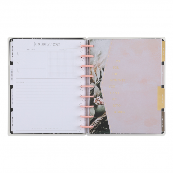 Moody Florals - Classic Vertical 18 Month Planner
