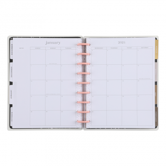 Moody Florals - Classic Vertical 18 Month Planner